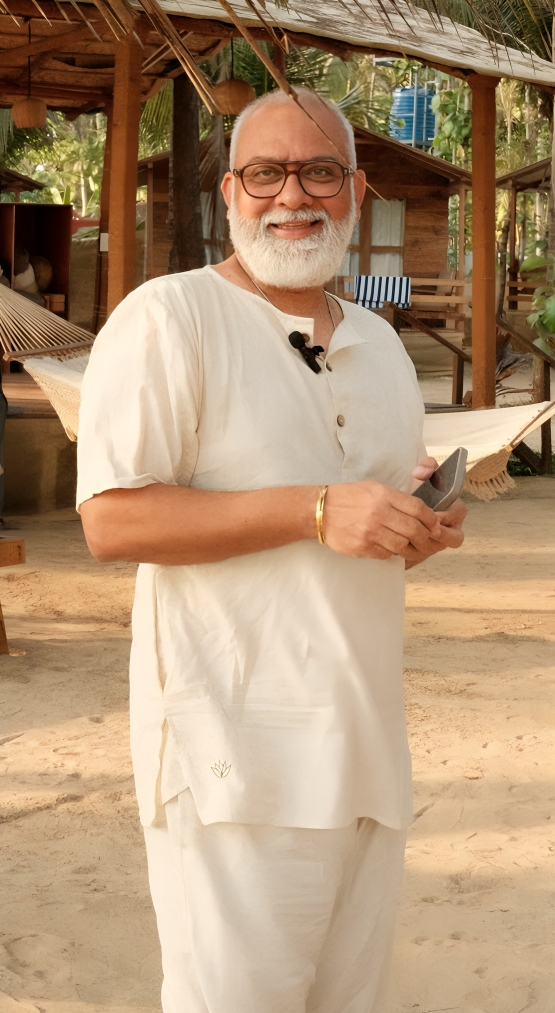 Goa standing zoomed-1